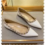 In Stock~ V Family Willow Spike Singles for Women, 2026 New Fashionable Shallow Soft Sole Versatile Patent Leather Pointed Toe Flats for Women - Image 4