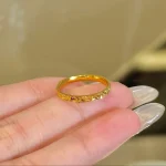 Plain circle crushed ice ice couple ring ins niche design, high fashion versatility, color non-fading ring ring for men and women - Image 2