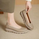2026 spring/summer new fashionable versatile soft-soled thick-soled British-style mom loafers, women's work loafers - Image 4