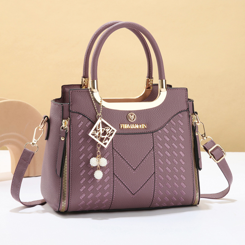 O1CN018PseDK1cIJocxLaCM_2211436503577-0-cib.jpg Large capacity handbag for women, 2025 new autumn/winter embroidered thread ladies' bag, simple texture single-shoulder large bag, mom bag - Image 1
