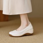 Retro light luxury thick-soled lazy muffin shoes Jurchen soft leather round toe slippers 2026 autumn casual high-heeled leather shoes - Image 2