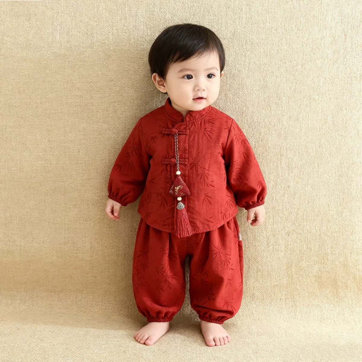 Baby full-month wear: spring and autumn style, baby 100-day two-piece set, long-sleeve Ha shirt, Chinese-style set, autumn one-year-old outing wear - Image 1