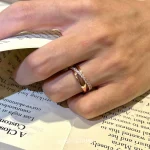 Aspartame three-ring entwined rhinestone ring for women, niche design with a light luxury and sophisticated feel, versatile for everyday wear - Image 3