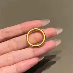 Ancient loach back ring, gold simulation gold ring, female high-end ring, plain circle niche high-end ring - Image 5