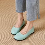 Round-toe genuine leather shallow flats for women, soft top and soft soles, lazy shoes for slip-on low-heel, comfortable, versatile closed-toe flats - Image 4