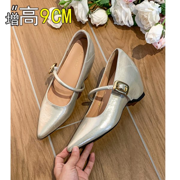 Petite women's shoes with 9cm inner height increase, early spring 2026 pointed toe straight buckle Mary Jane flats, gentle style shallow cut