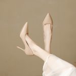 Stepping on feeling single shoes French nude high heels women's stiletto temperament goddess Fan Qiudon's new soft-soled single shoes high heels - Image 3