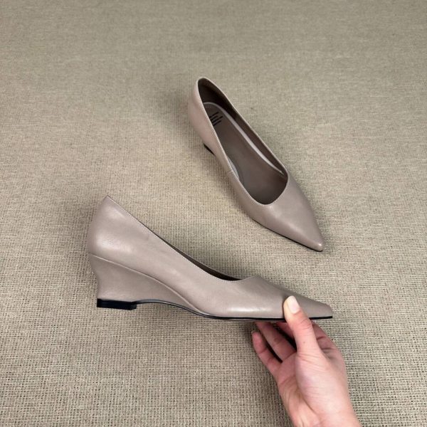 5CM French Pointed Toe Light Gray Wedge Heel Flats Women's Workplace Extra Soft Shallow Work Shoes Elegant High Heels Brand New