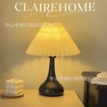 Second-hand table lamp, bedroom bedside lamp, girls' gift, dormitory decoration, plug-in night light, eye protection lamp, dimmable